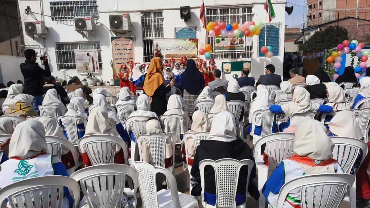 درختکاری 7 - زنگ درختکاری در مدارس آمل